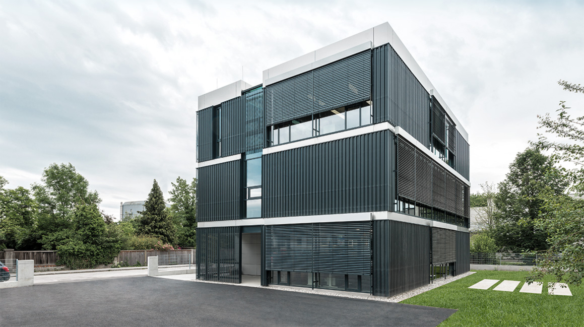 HR Fenstertechnik - Fassadenraffstoren